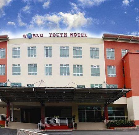 World Youth Hotel Ayer Keroh Eksteriør bilde