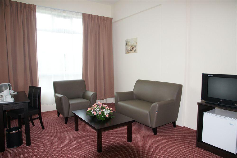 World Youth Hotel Ayer Keroh Eksteriør bilde