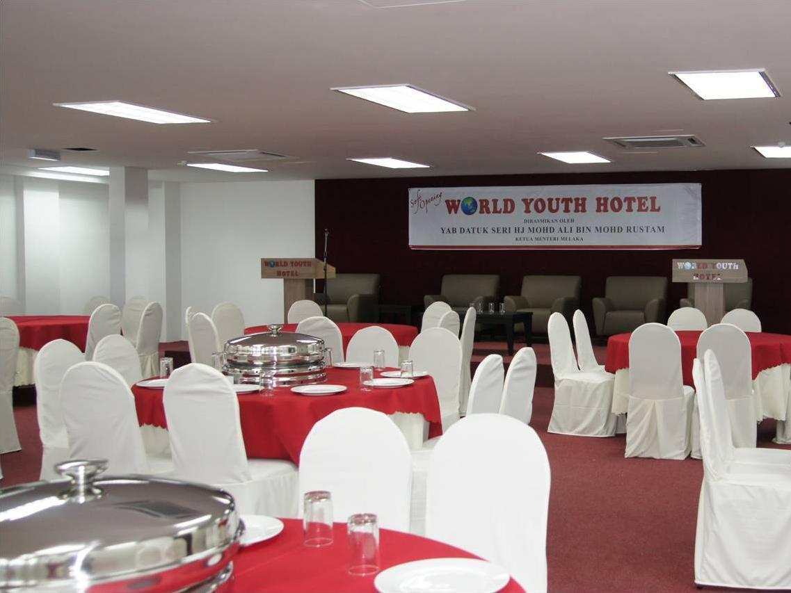 World Youth Hotel Ayer Keroh Eksteriør bilde