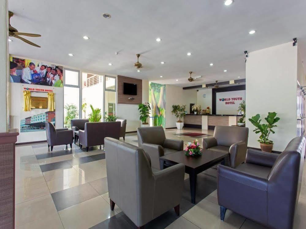 World Youth Hotel Ayer Keroh Eksteriør bilde