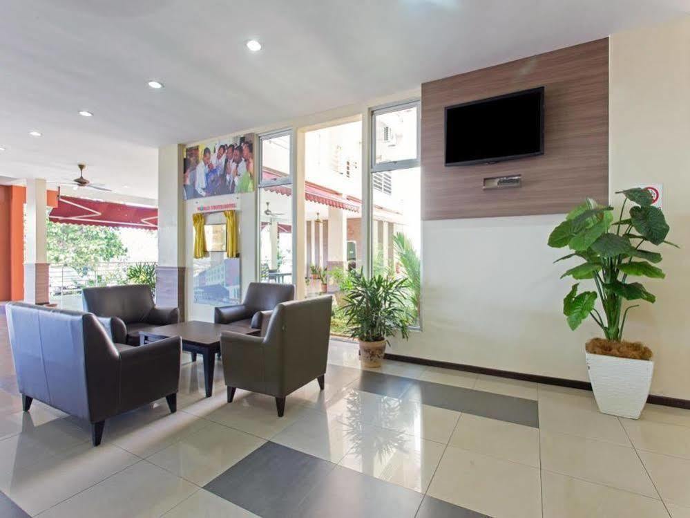 World Youth Hotel Ayer Keroh Eksteriør bilde
