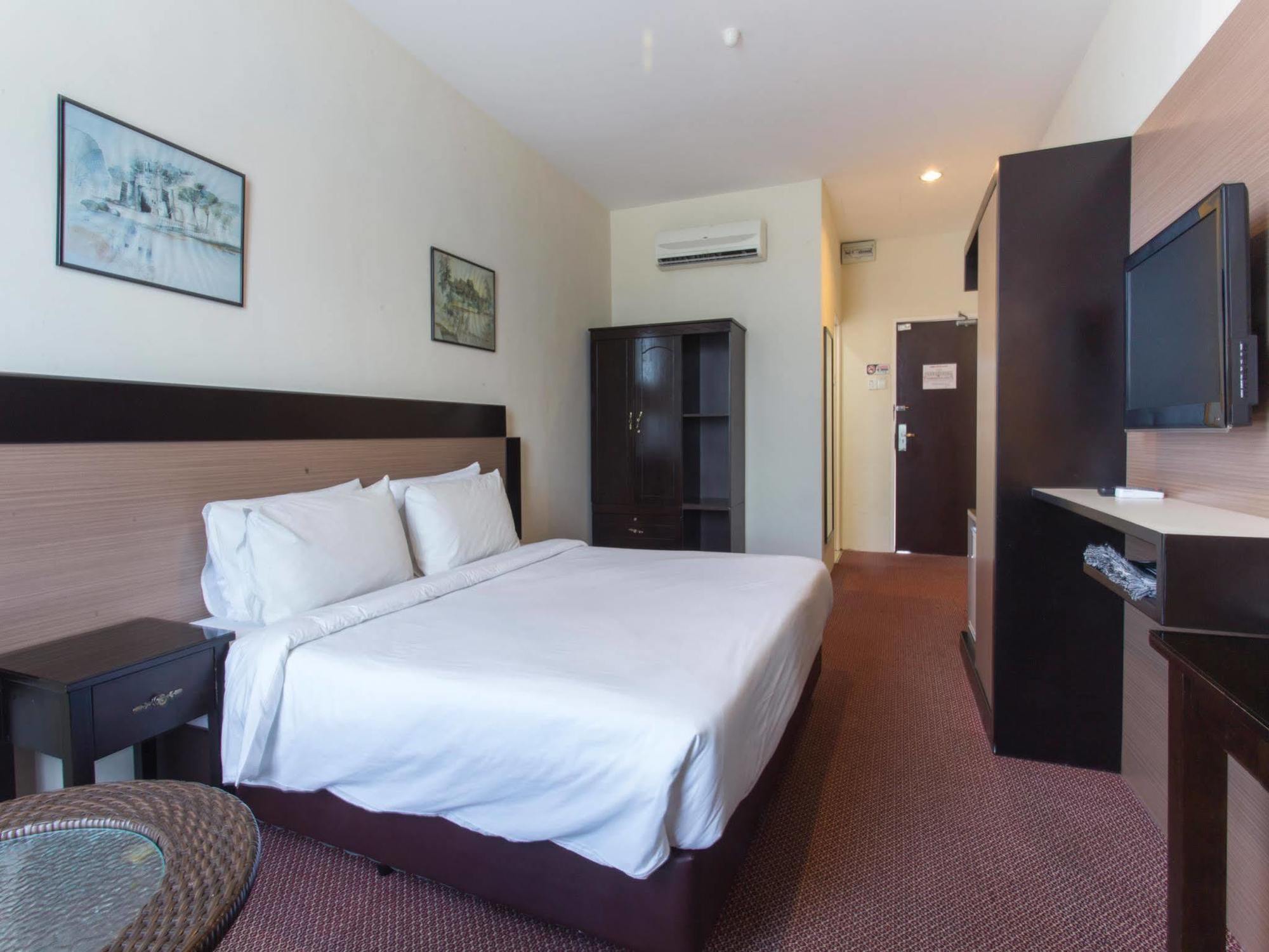 World Youth Hotel Ayer Keroh Eksteriør bilde