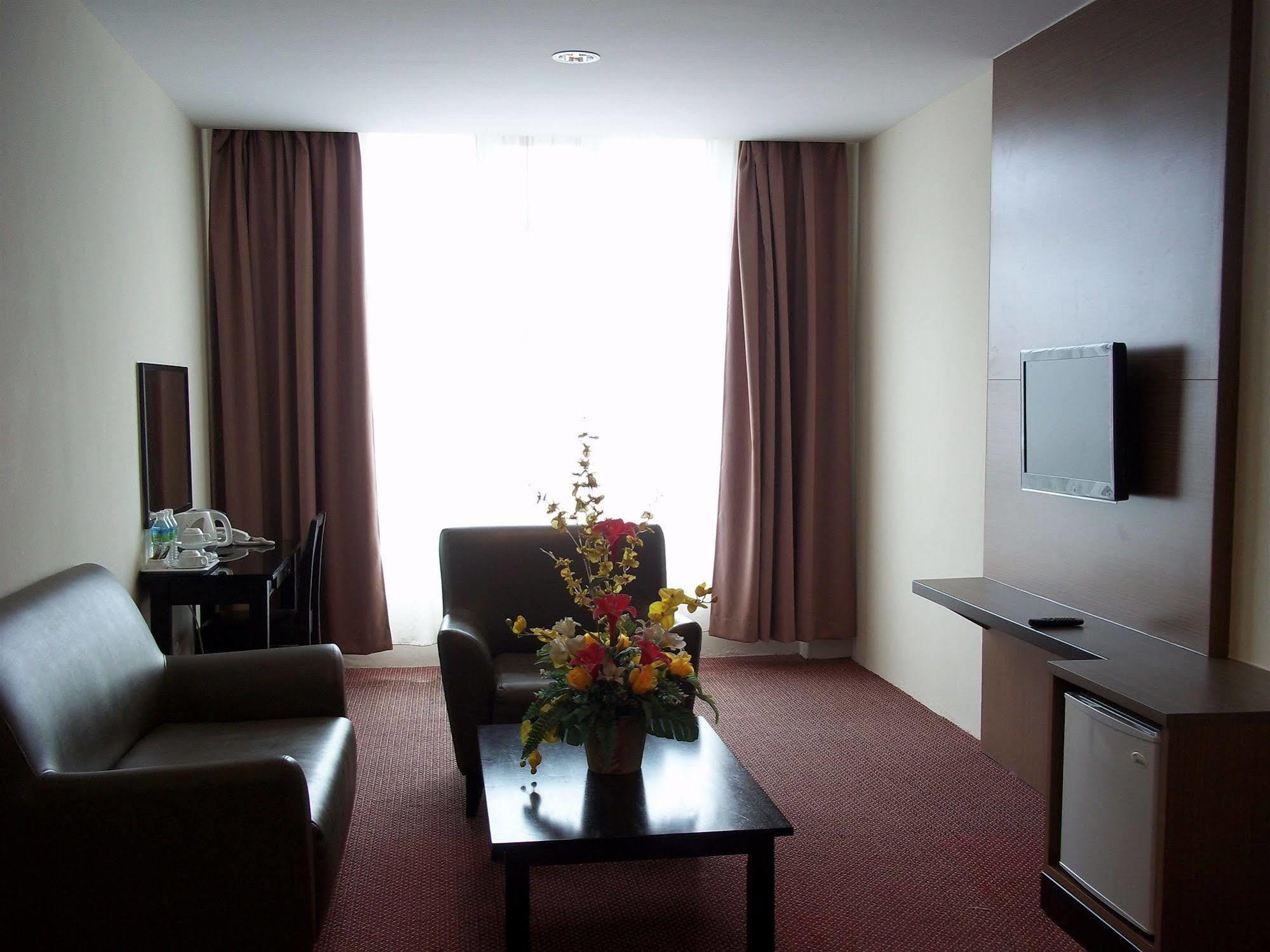 World Youth Hotel Ayer Keroh Eksteriør bilde